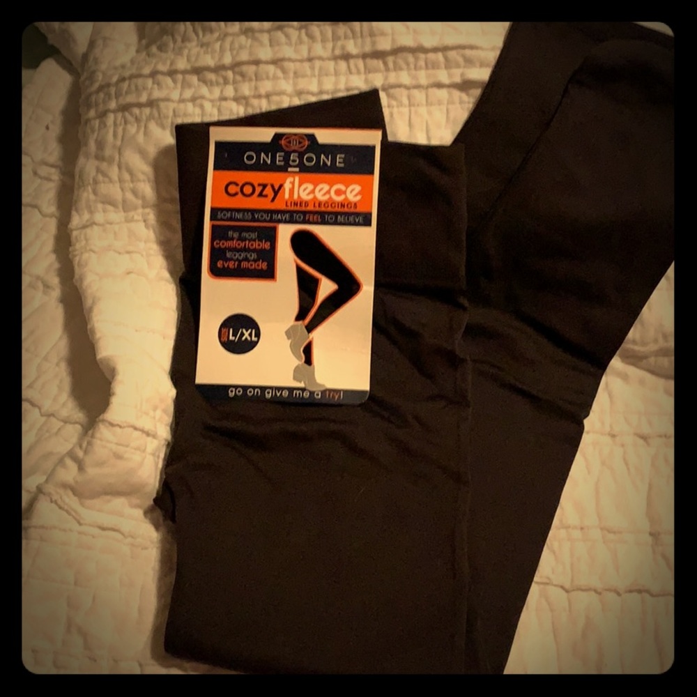 Chocolate brown fleece-lined leggings NWT
